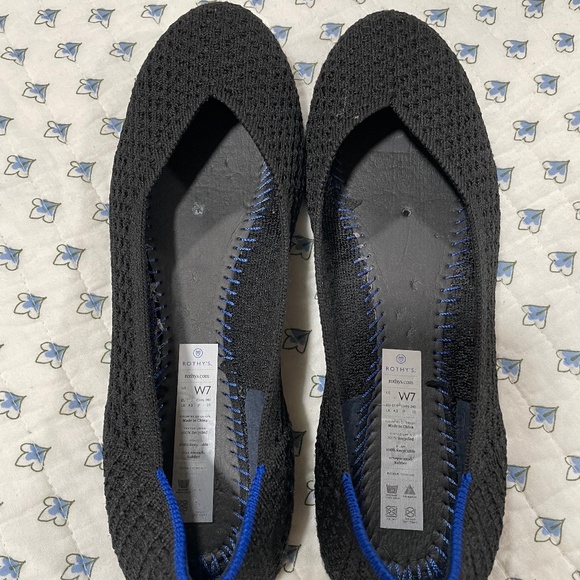 Rothy's Shoes - Rothy’s the Flat in Black Size 7 EUC